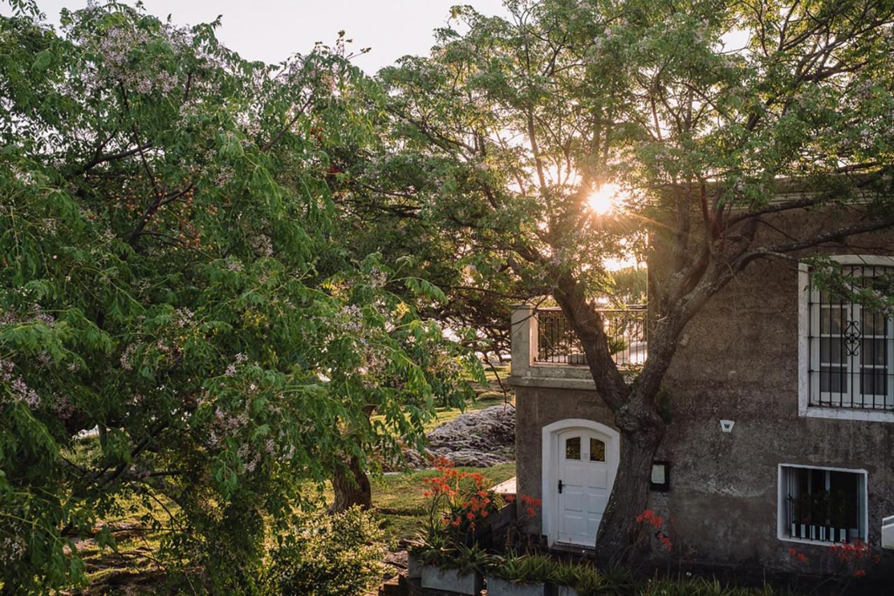 Charco Hotel Colonia del Sacramento Exterior photo